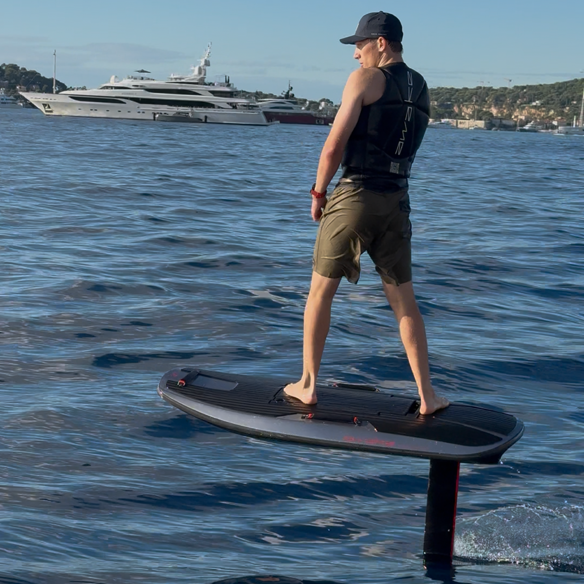 Awake Vinga Adventure eFoil for beginners