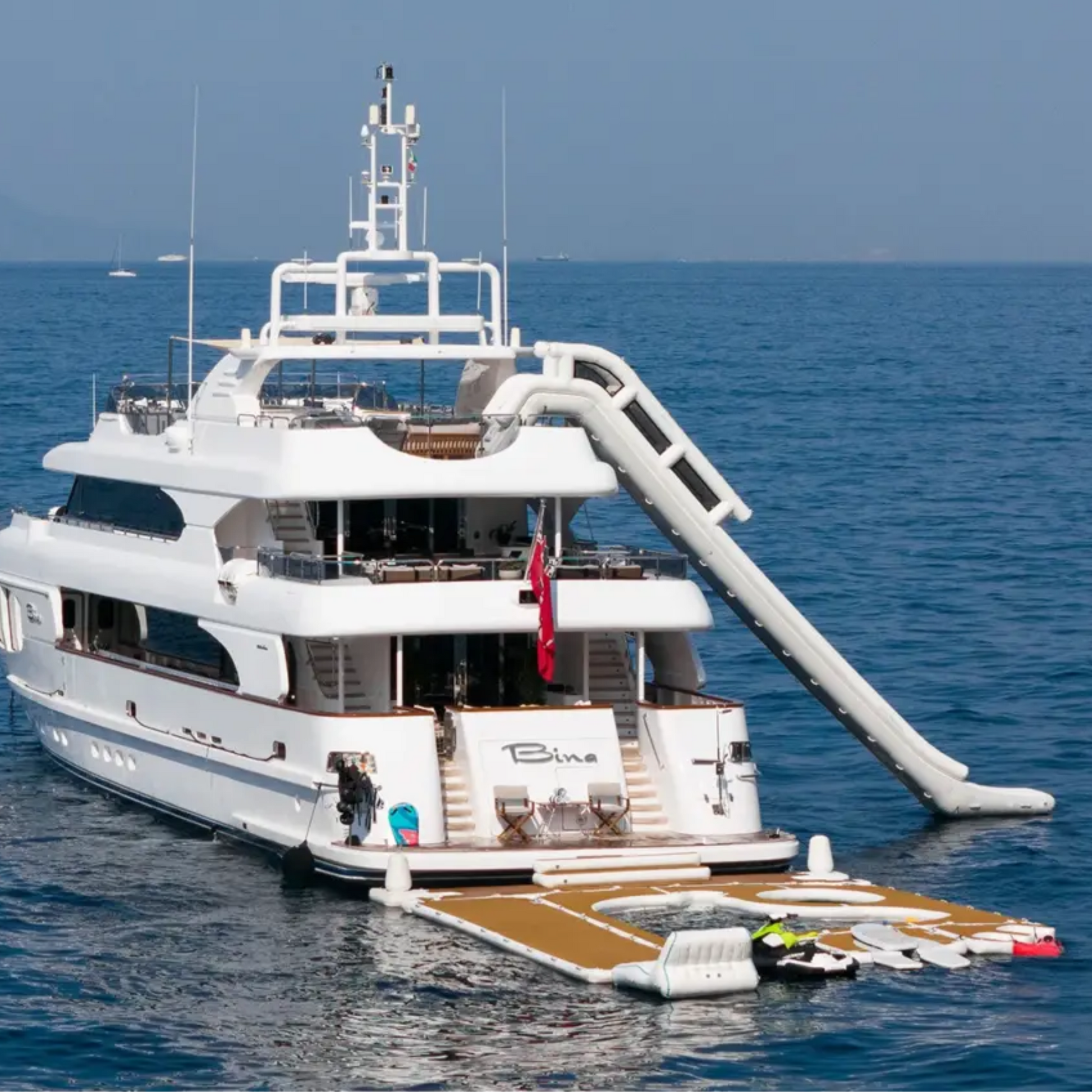 Yachtbeach Magic Yachtslide 460-540 cm lifestyle
