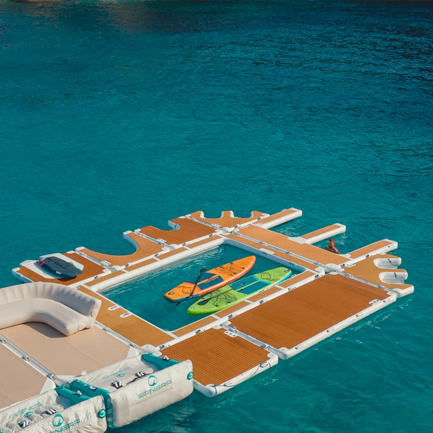 Yachtbeach platform 3.08 Premium teak lifestyle